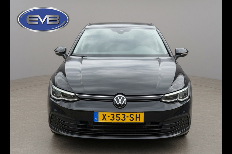 Volkswagen Golf 1.0 eTSI AUTOMAAT Life, achteruitrijcamera, navigatie, sfeerverlichting, climaat, 1 e eigenaar, NL auto met nap