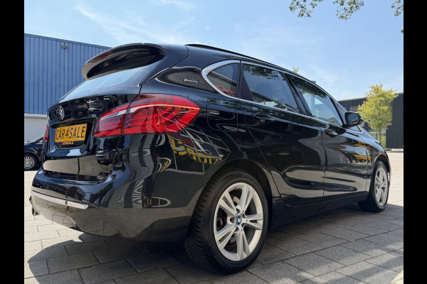 BMW 2 Serie Active Tourer 225xe iPerformance High Executive 165KW - Hybrid I Automaat I Navigatie Leer I Airco I Sport velgen