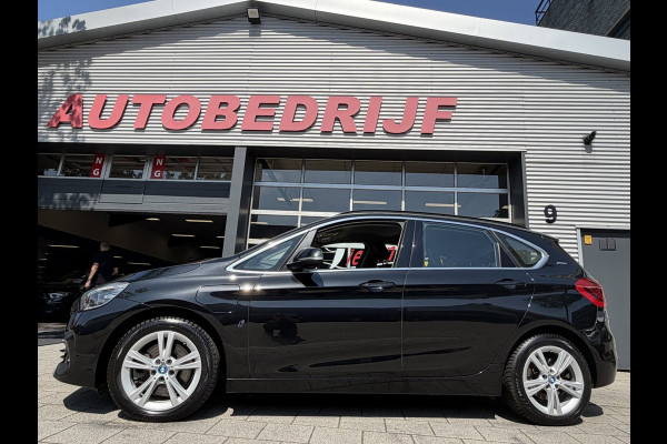 BMW 2 Serie Active Tourer 225xe iPerformance High Executive 165KW - Hybrid I Automaat I Navigatie Leer I Airco I Sport velgen