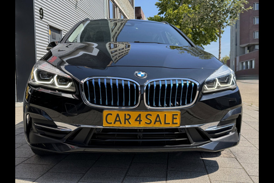 BMW 2 Serie Active Tourer 225xe iPerformance High Executive 165KW - Hybrid I Automaat I Navigatie Leer I Airco I Sport velgen