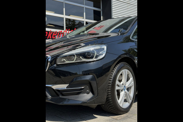 BMW 2 Serie Active Tourer 225xe iPerformance High Executive 165KW - Hybrid I Automaat I Navigatie Leer I Airco I Sport velgen