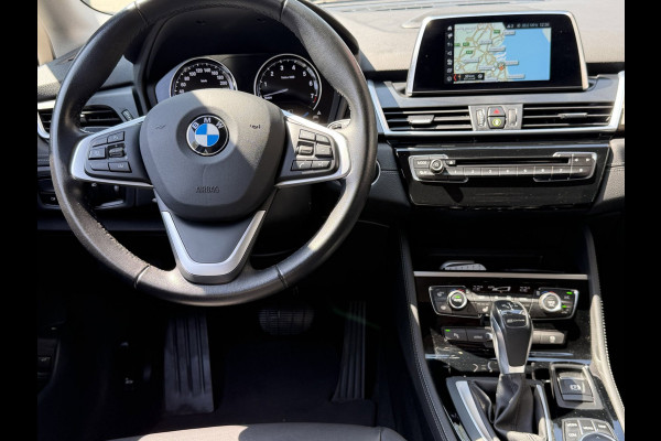 BMW 2 Serie Active Tourer 225xe iPerformance High Executive 165KW - Hybrid I Automaat I Navigatie Leer I Airco I Sport velgen