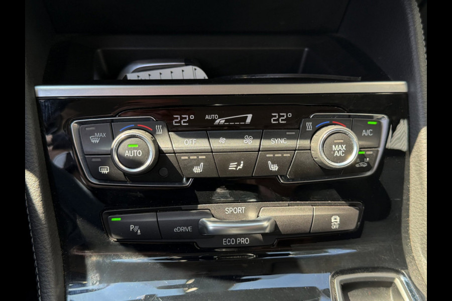 BMW 2 Serie Active Tourer 225xe iPerformance High Executive 165KW - Hybrid I Automaat I Navigatie Leer I Airco I Sport velgen