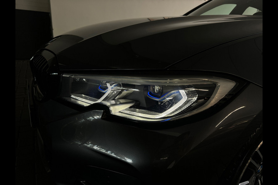 BMW 3-serie 330i High Executive Laser|Stoelverwarming|Carplay|Sfeer