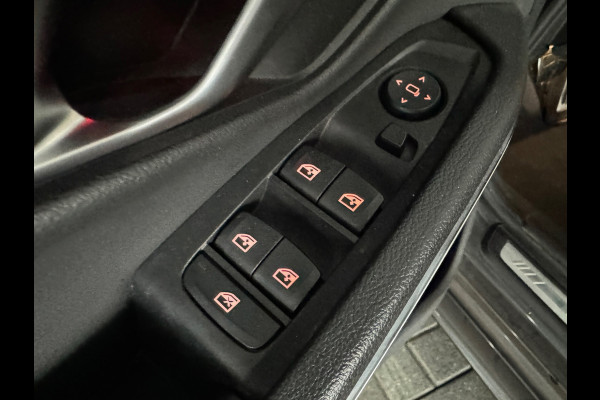 BMW 3-serie 330i High Executive Laser|Stoelverwarming|Carplay|Sfeer