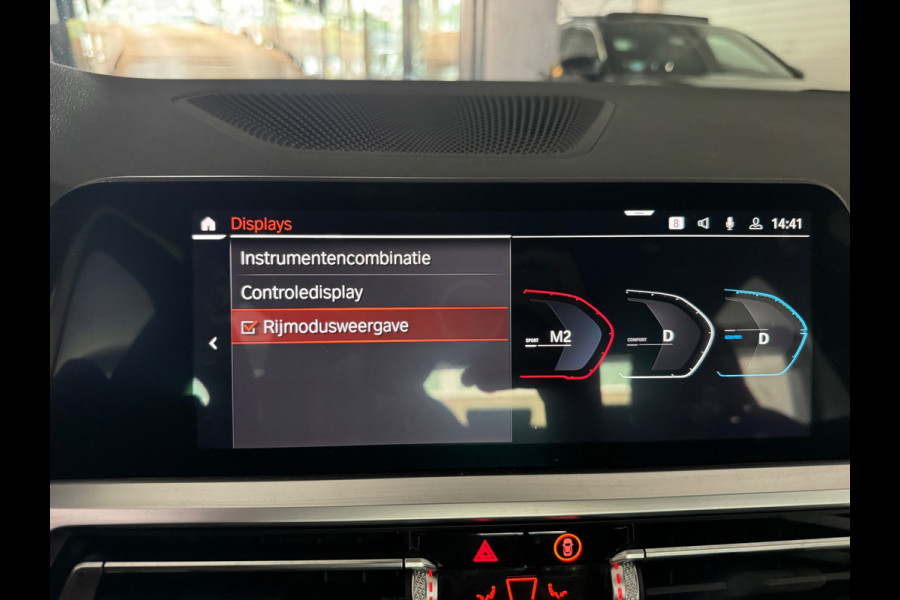 BMW 3-serie 330i High Executive Laser|Stoelverwarming|Carplay|Sfeer