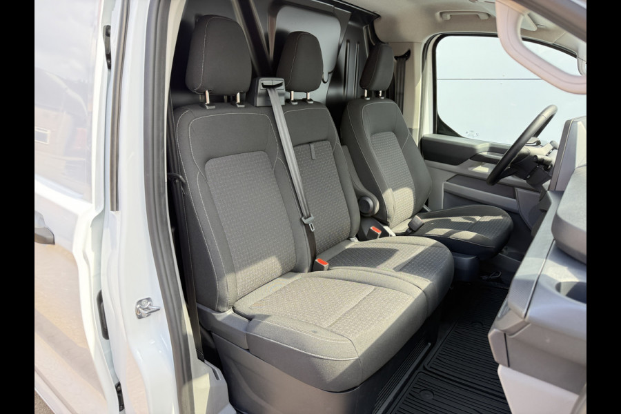Ford E-Transit Custom 71kWh 140PK Elektrisch 344km WLTP 2300kg Trekvermogen BEV Snelladen Stoel + Stuur verwarming LED Cruise Control Camera Carplay Parkeersensoren v+a