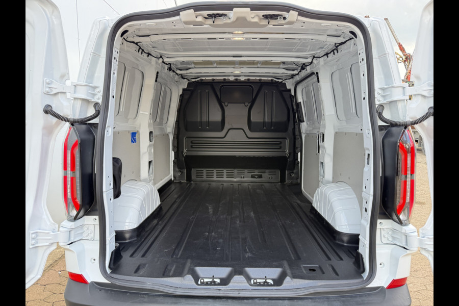 Ford E-Transit Custom 71kWh 140PK Elektrisch 344km WLTP 2300kg Trekvermogen BEV Snelladen Stoel + Stuur verwarming LED Cruise Control Camera Carplay Parkeersensoren v+a