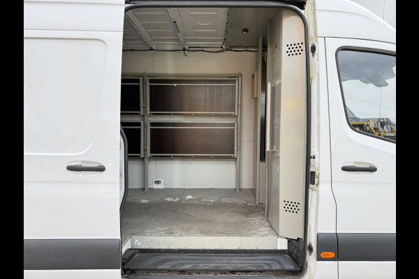 Mercedes-Benz Sprinter 311 1.9 110PK Automaat L3H2 Climate Control Pakketinrichting Pakketwagen