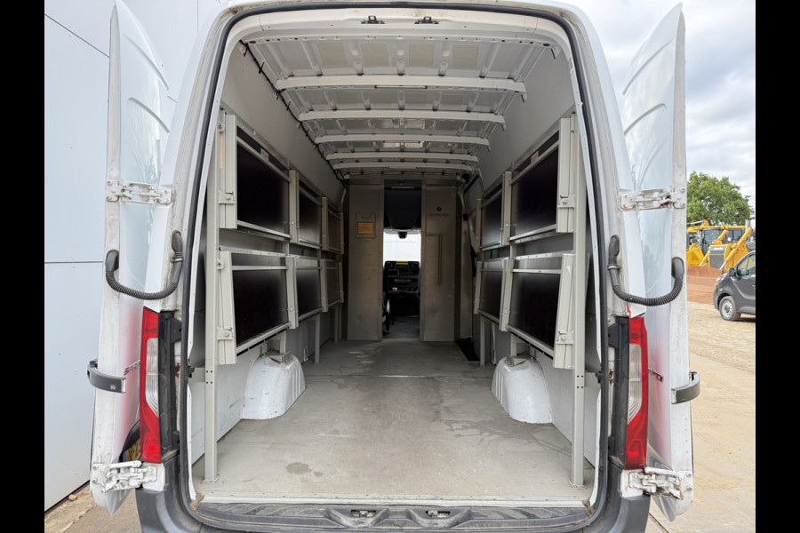 Mercedes-Benz Sprinter 311 1.9 110PK Automaat L3H2 Climate Control Pakketinrichting Pakketwagen