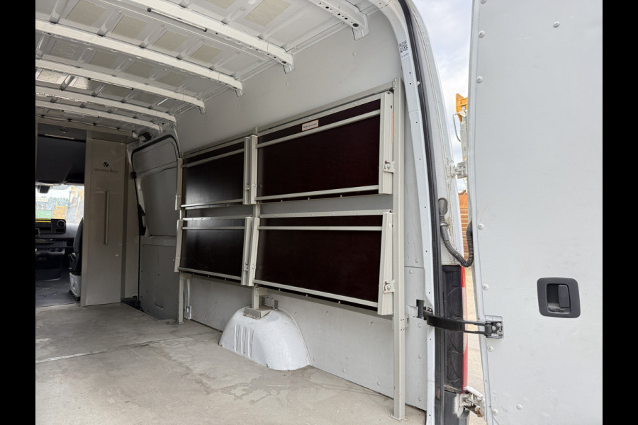 Mercedes-Benz Sprinter 311 1.9 110PK Automaat L3H2 Climate Control Pakketinrichting Pakketwagen