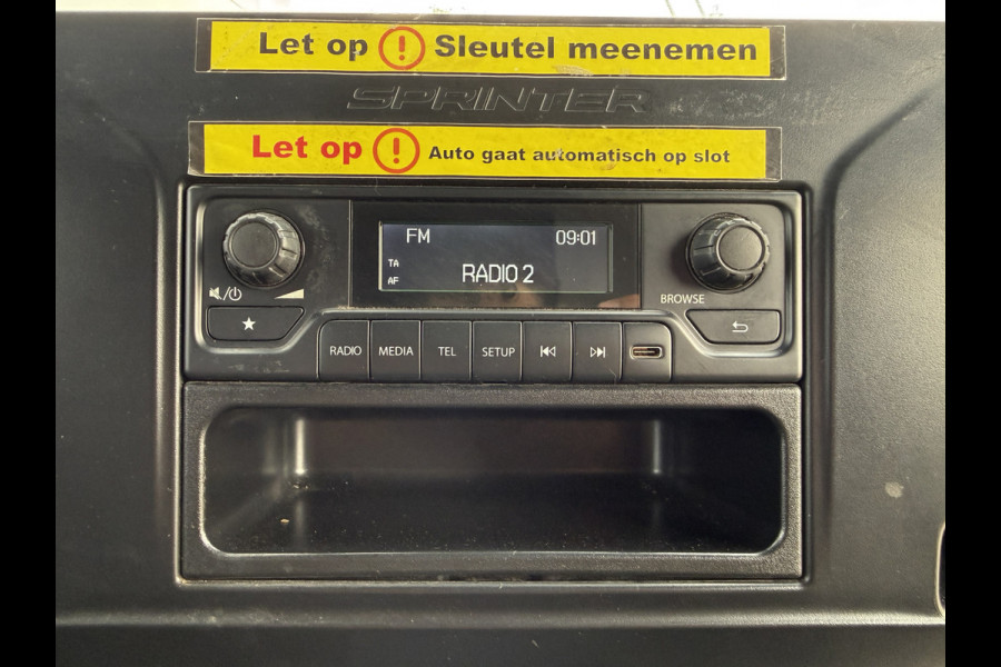 Mercedes-Benz Sprinter 311 1.9 110PK Automaat L3H2 Climate Control Pakketinrichting Pakketwagen