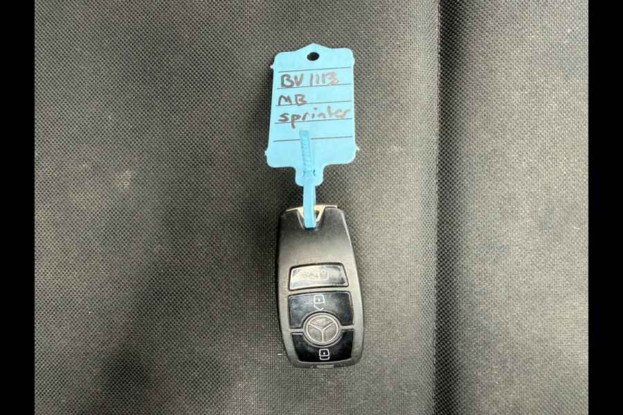 Mercedes-Benz Sprinter 311 1.9 110PK Automaat L3H2 Climate Control Pakketinrichting Pakketwagen