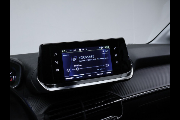 Peugeot e-208 EV Allure 50 kWh SOH 90% (CARPLAY,NAVI,LED,CRUISE,SPORTSTOELEN,CLIMATE,PDC,NETTESTAAT)