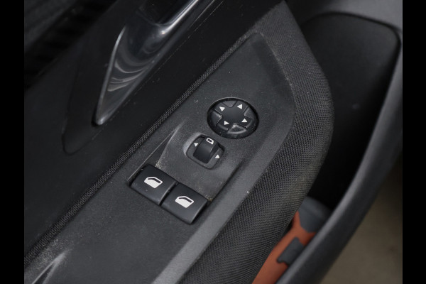 Peugeot e-208 EV Allure 50 kWh SOH 90% (CARPLAY,NAVI,LED,CRUISE,SPORTSTOELEN,CLIMATE,PDC,NETTESTAAT)