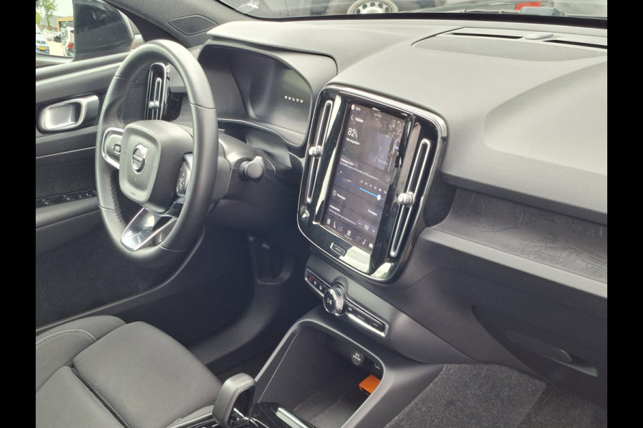 Volvo C40 SOH 90% Core 69 kWh Carplay Pano Elek.Trekhaak Camera Orig.NL Voll.Onderhouden!