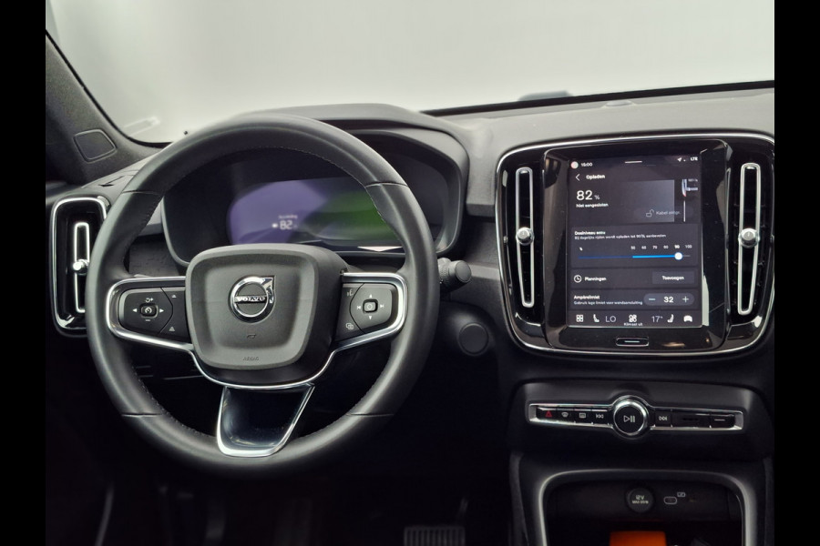 Volvo C40 SOH 90% Core 69 kWh Carplay Pano Elek.Trekhaak Camera Orig.NL Voll.Onderhouden!