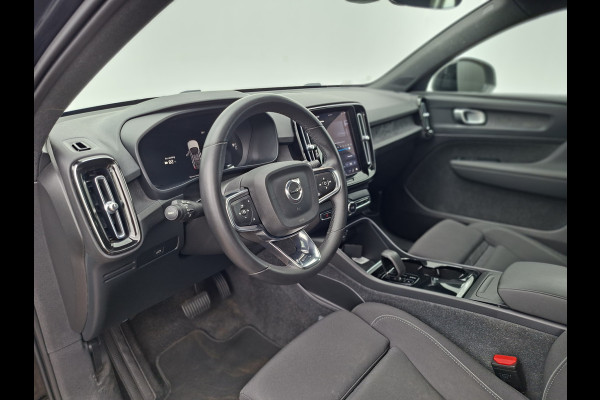 Volvo C40 SOH 90% Core 69 kWh Carplay Pano Elek.Trekhaak Camera Orig.NL Voll.Onderhouden!