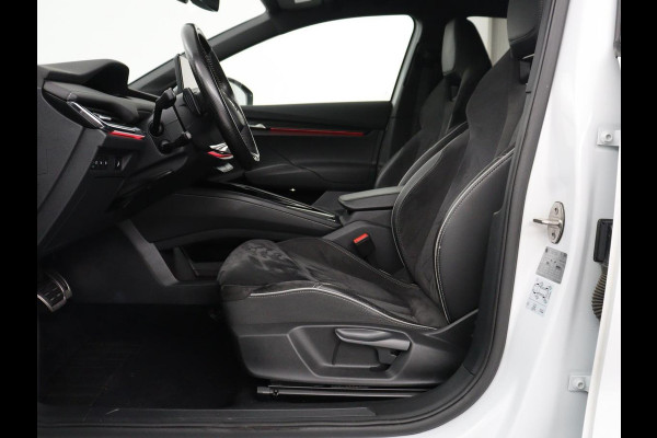 Škoda Enyaq iV 80 Sportline | SOH 88% | Leder/alcantara | Stuur/stoel verwarming | Adaptive cruise | Carplay | Sfeerverlichting | Camera | Park assist | Trekhaak