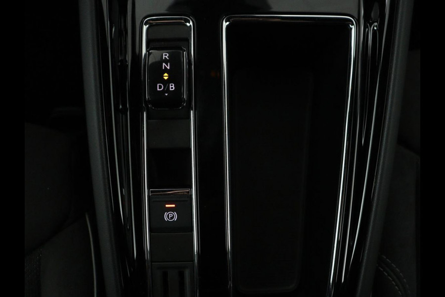Škoda Enyaq iV 80 Sportline | SOH 88% | Leder/alcantara | Stuur/stoel verwarming | Adaptive cruise | Carplay | Sfeerverlichting | Camera | Park assist | Trekhaak