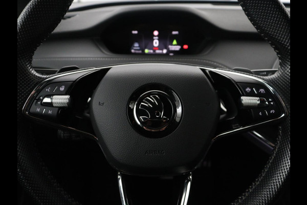 Škoda Enyaq iV 80 Sportline | SOH 88% | Leder/alcantara | Stuur/stoel verwarming | Adaptive cruise | Carplay | Sfeerverlichting | Camera | Park assist | Trekhaak