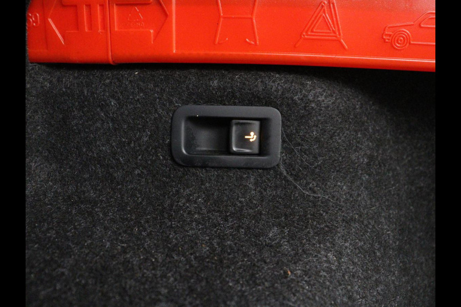 Škoda Enyaq iV 80 Sportline | SOH 88% | Leder/alcantara | Stuur/stoel verwarming | Adaptive cruise | Carplay | Sfeerverlichting | Camera | Park assist | Trekhaak