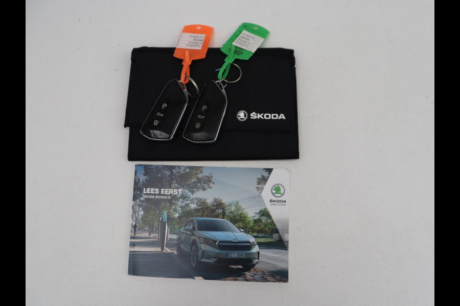 Škoda Enyaq iV 80 Sportline | SOH 88% | Leder/alcantara | Stuur/stoel verwarming | Adaptive cruise | Carplay | Sfeerverlichting | Camera | Park assist | Trekhaak