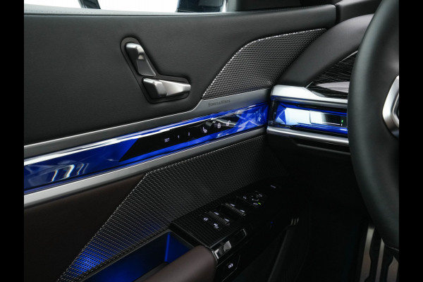 BMW i7 xDrive60 106 kWh M-Sportpack [3-Fase-11kW] {SoH-98%} (INCL.BTW) *PANO | HEAD-UP | LUXURY-LEATHER | FULL-LED | BLIND-SPOT | BOWERS&WILKINS | MEMORY-PACK | TOP-VIEW | VENTILATED/HEATED-COMFORTSEATS | SOFT-CLOSE | WIDE-SREEN-DIGICOCKPIT | KEYLESS