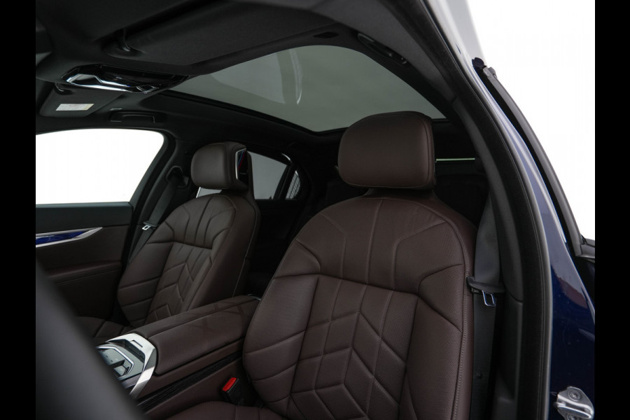 BMW i7 xDrive60 106 kWh M-Sportpack [3-Fase-11kW] {SoH-98%} (INCL.BTW) *PANO | HEAD-UP | LUXURY-LEATHER | FULL-LED | BLIND-SPOT | BOWERS&WILKINS | MEMORY-PACK | TOP-VIEW | VENTILATED/HEATED-COMFORTSEATS | SOFT-CLOSE | WIDE-SREEN-DIGICOCKPIT | KEYLESS