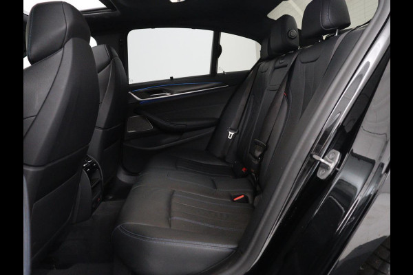 BMW 5 Serie 530e xDrive High Executive | SOH 89,6% | Panoramadak | Leder | Memory | Stoelverwarming | Harman/Kardon | Carplay | Sfeerverlichting | Cruise control | PHEV
