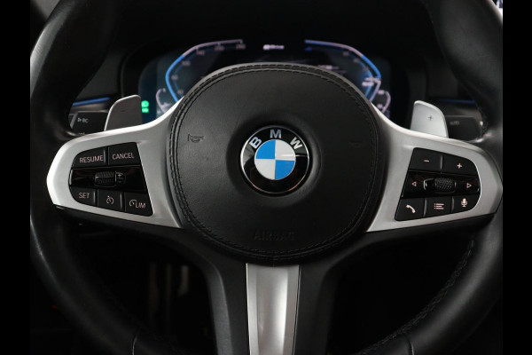 BMW 5 Serie 530e xDrive High Executive | SOH 89,6% | Panoramadak | Leder | Memory | Stoelverwarming | Harman/Kardon | Carplay | Sfeerverlichting | Cruise control | PHEV