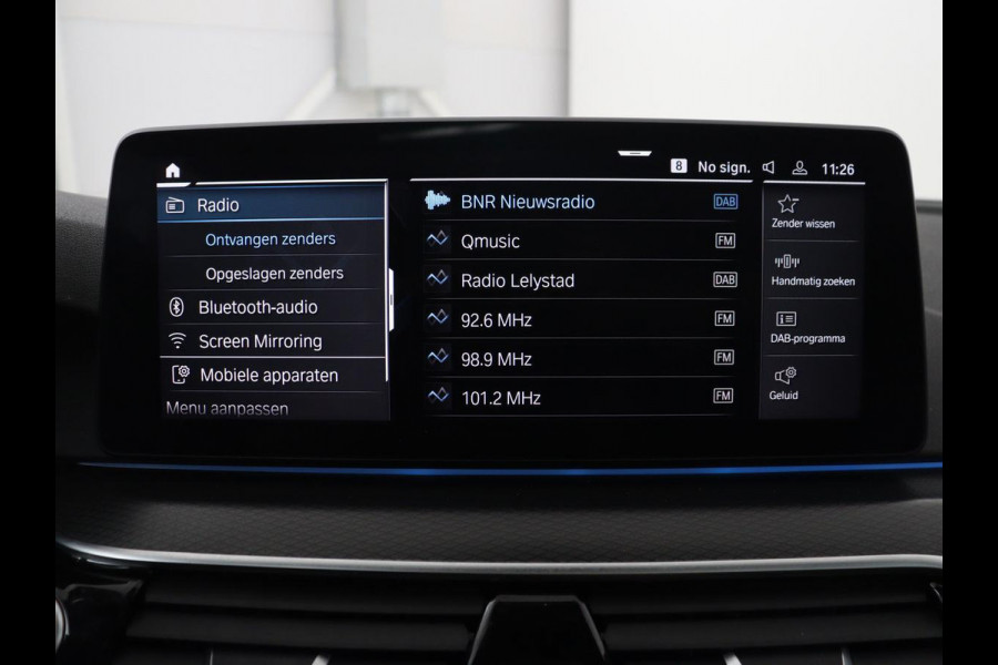 BMW 5 Serie 530e xDrive High Executive | SOH 89,6% | Panoramadak | Leder | Memory | Stoelverwarming | Harman/Kardon | Carplay | Sfeerverlichting | Cruise control | PHEV
