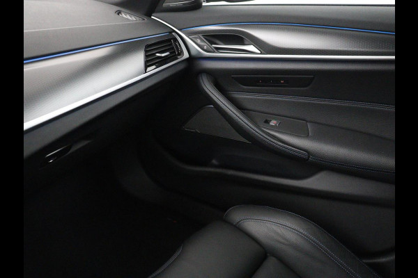 BMW 5 Serie 530e xDrive High Executive | SOH 89,6% | Panoramadak | Leder | Memory | Stoelverwarming | Harman/Kardon | Carplay | Sfeerverlichting | Cruise control | PHEV