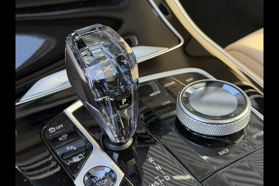 BMW X5 xDrive45e High Executive | Pano/Schuif dak | B&W Audio | 360 Camera | Full Option!