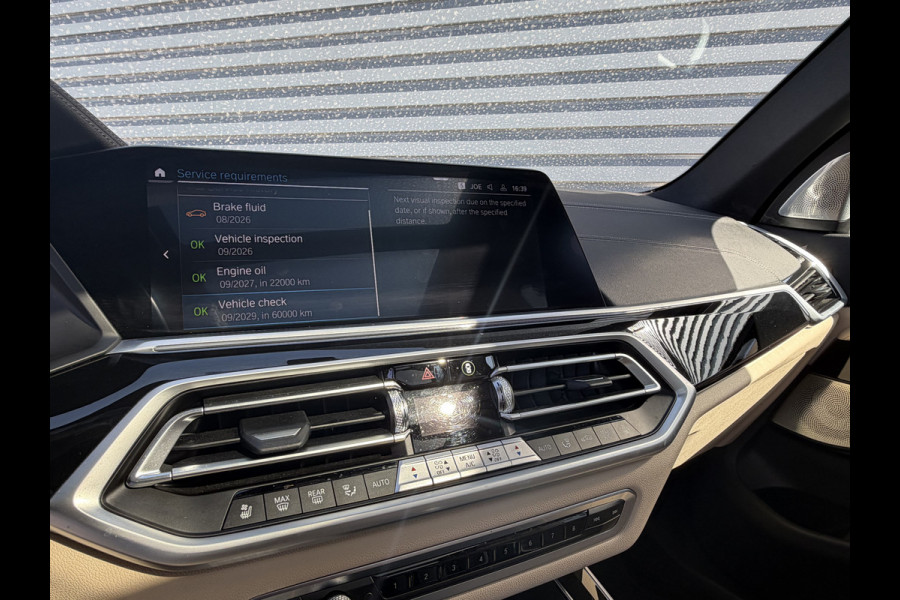 BMW X5 xDrive45e High Executive | Pano/Schuif dak | B&W Audio | 360 Camera | Full Option!