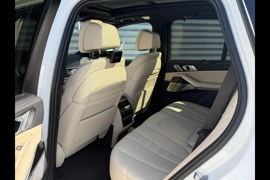 BMW X5 xDrive45e High Executive | Pano/Schuif dak | B&W Audio | 360 Camera | Full Option!