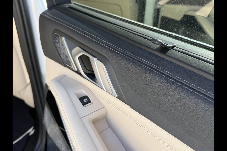 BMW X5 xDrive45e High Executive | Pano/Schuif dak | B&W Audio | 360 Camera | Full Option!