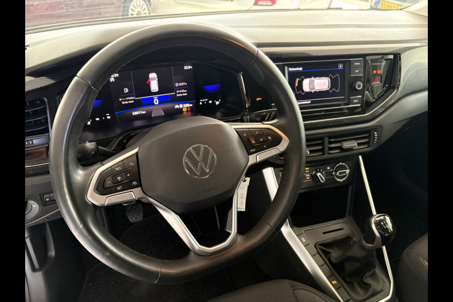 Volkswagen Polo 1.0 TSI Life Airco - Apple carplay - Parkeersensoren - Led verlichting - Radio - Cruise control - Bluetooth - Stuur multifunctioneel - Elektrische ramen - Licht metalen velgen 15 inch