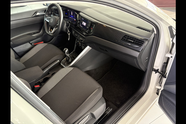 Volkswagen Polo 1.0 TSI Life Airco - Apple carplay - Parkeersensoren - Led verlichting - Radio - Cruise control - Bluetooth - Stuur multifunctioneel - Elektrische ramen - Licht metalen velgen 15 inch