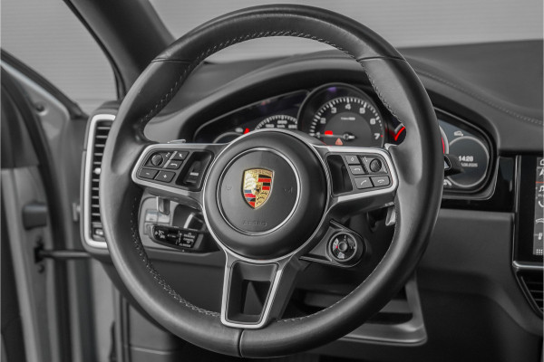 Porsche Cayenne Coupé 3.0 E-Hybrid Sport Design Pano ACC 4WS Trekhaak 22"