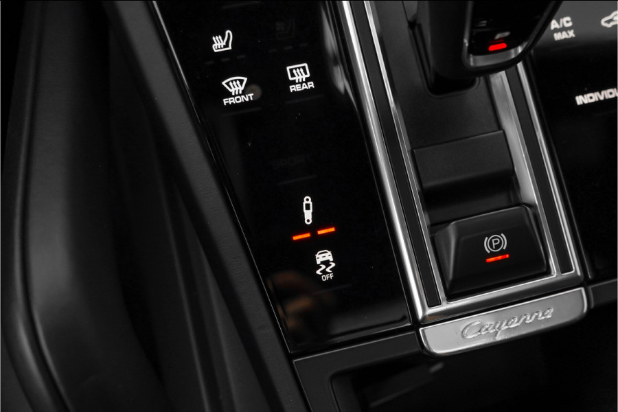 Porsche Cayenne Coupé 3.0 E-Hybrid Sport Design Pano ACC 4WS Trekhaak 22"