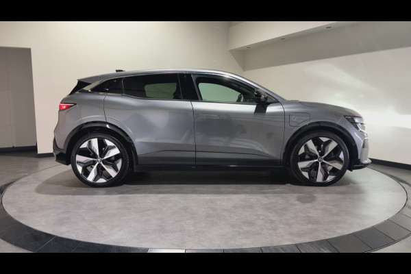 Renault Mégane E-Tech EV40 Boost Charge Equilibre | Airco | LED koplampen | apple carplay | ACC