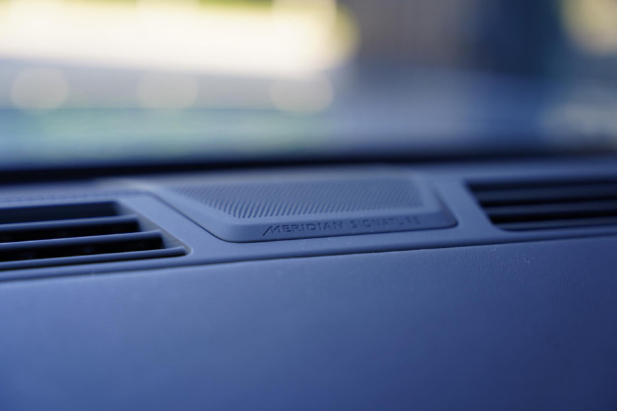 Land Rover Range Rover P 510 E SV Head Up / Meridian Signature