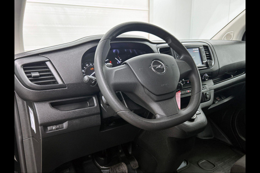 Opel Vivaro 2.0 145 pk L3H1 Edition Dubbele Cabine Airco Bluetooth Navigatie Parkeersensoren Trekhaak Cruise control