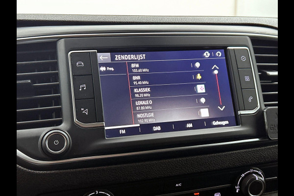 Opel Vivaro 2.0 145 pk L3H1 Edition Dubbele Cabine Airco Bluetooth Navigatie Parkeersensoren Trekhaak Cruise control
