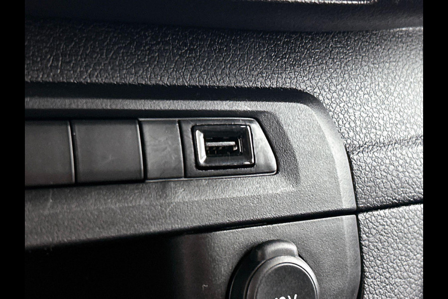 Opel Vivaro 2.0 145 pk L3H1 Edition Dubbele Cabine Airco Bluetooth Navigatie Parkeersensoren Trekhaak Cruise control