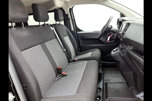 Opel Vivaro 2.0 145 pk L3H1 Edition Dubbele Cabine Airco Bluetooth Navigatie Parkeersensoren Trekhaak Cruise control