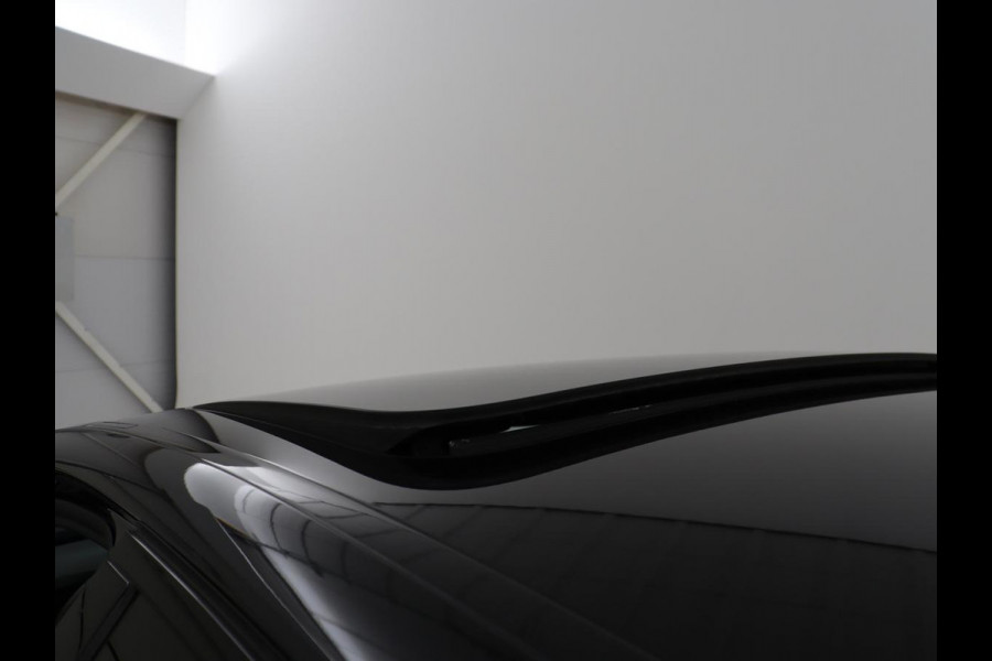 BMW 5 Serie 530e iPerformance M Sport High Executive | Panoramadak | Leder | Memory | Stoelverwarming | Cruise control | Camera | Park assist | Carplay | Climate control | PHEV