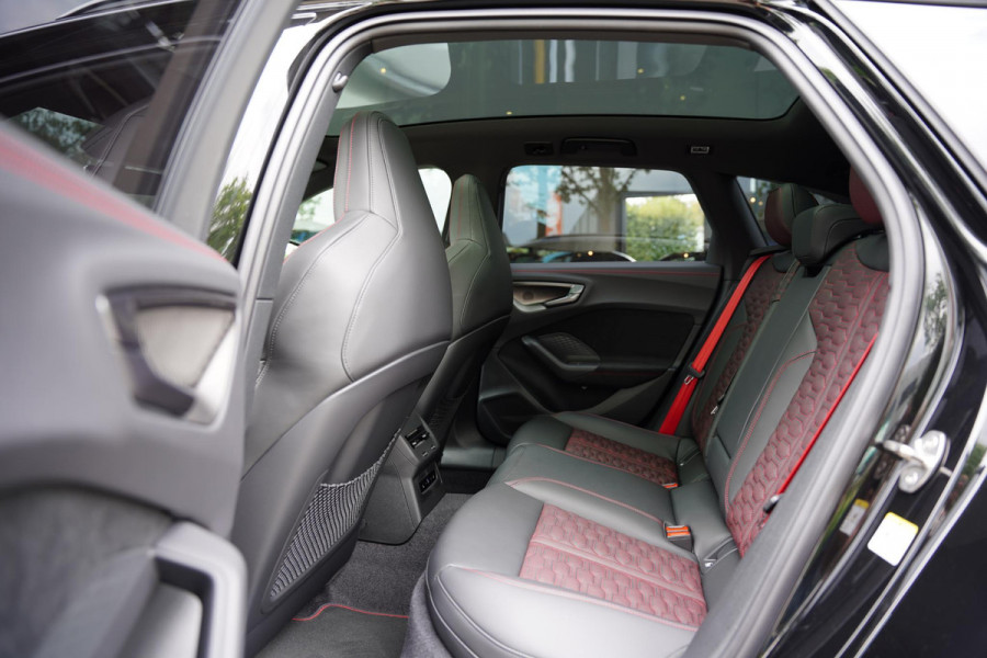 Audi RS5 Avant Quattro / Sportpakket / Keramisch / Pano / Head-Up