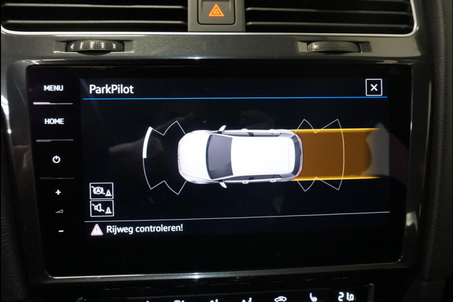 Volkswagen e-Golf Edition Navigatie Climate Control Parkeer sensoren V+A Privacy Glass